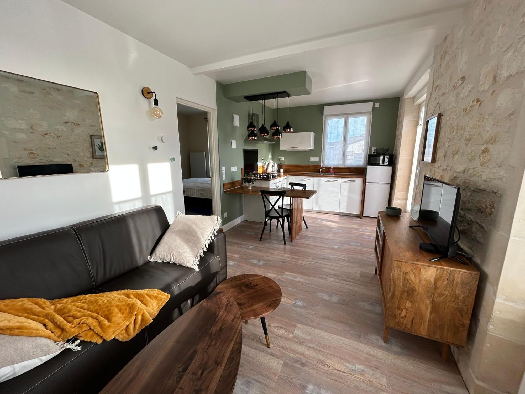 T2 Renove Proche Des Arenes Saintes Exterior foto