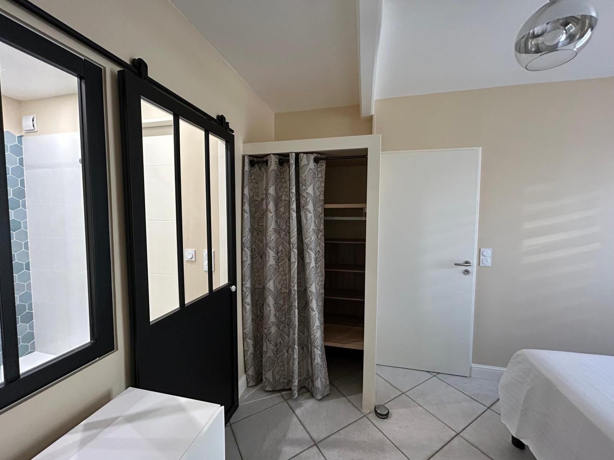 T2 Renove Proche Des Arenes Saintes Exterior foto